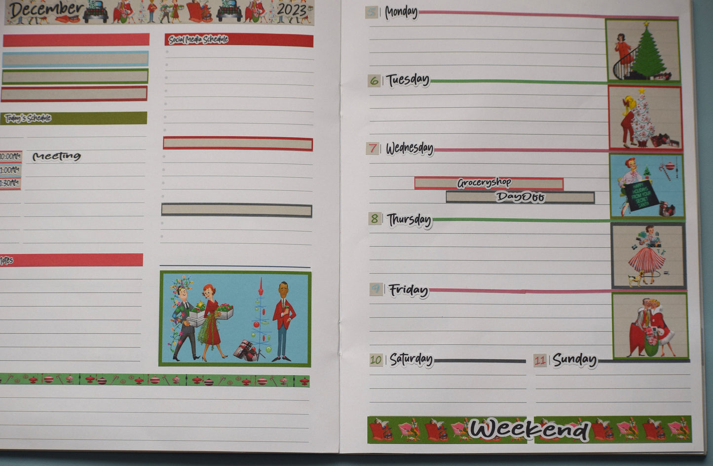Plum Paper 7x9 Weekly Overview Weekly Planner Sticker Kit #15, Retro Christmas