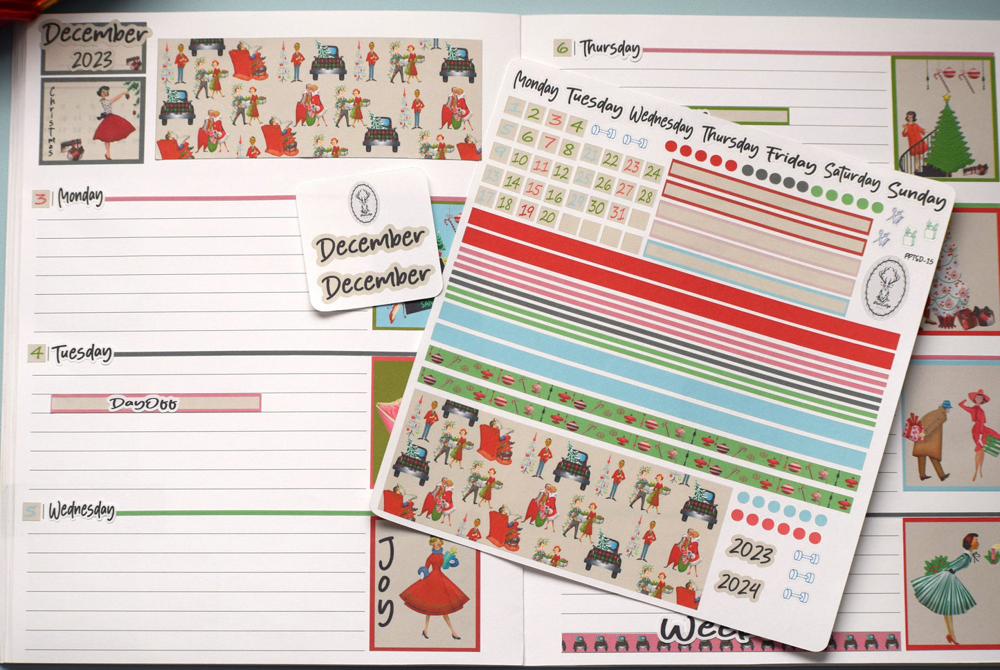 Plum Paper 7x9 Two Sided Days Weekly Planner Sticker Kit #15, Retro Christmas