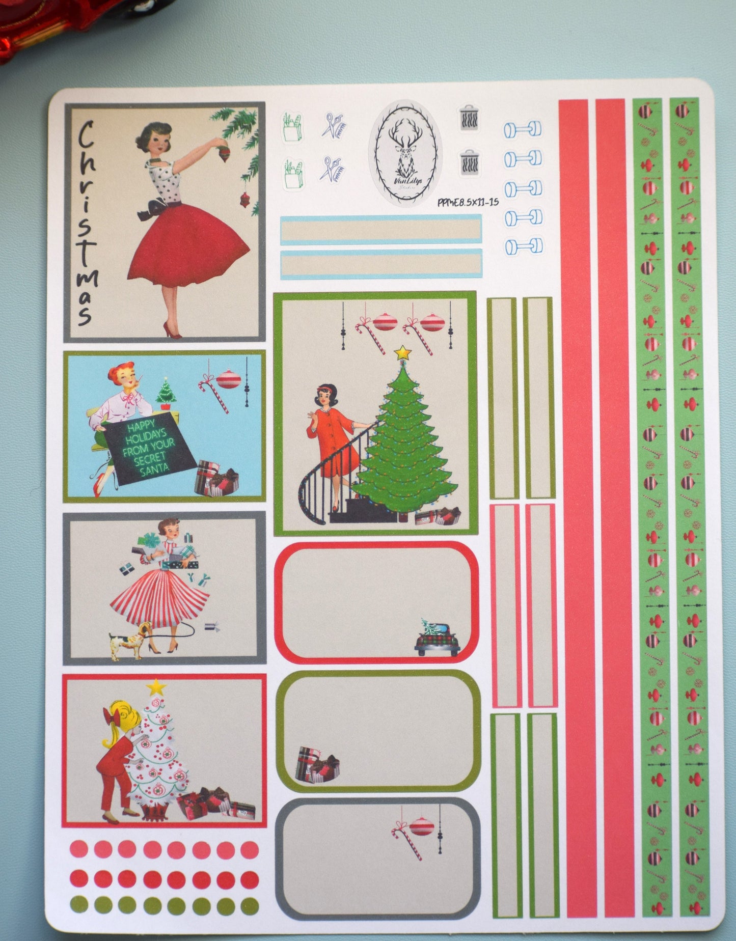 Plum Paper 8.5x11 ME, Weekly Planner Sticker Kit #15, Retro Christmas