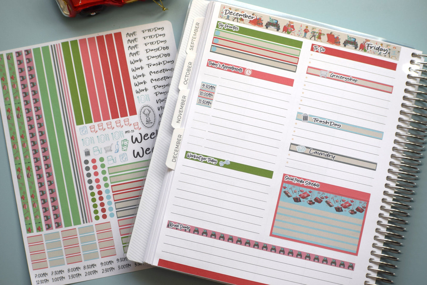 Plum Paper 7x9 Daily Weekly Planner Sticker Kit #15, Retro Christmas
